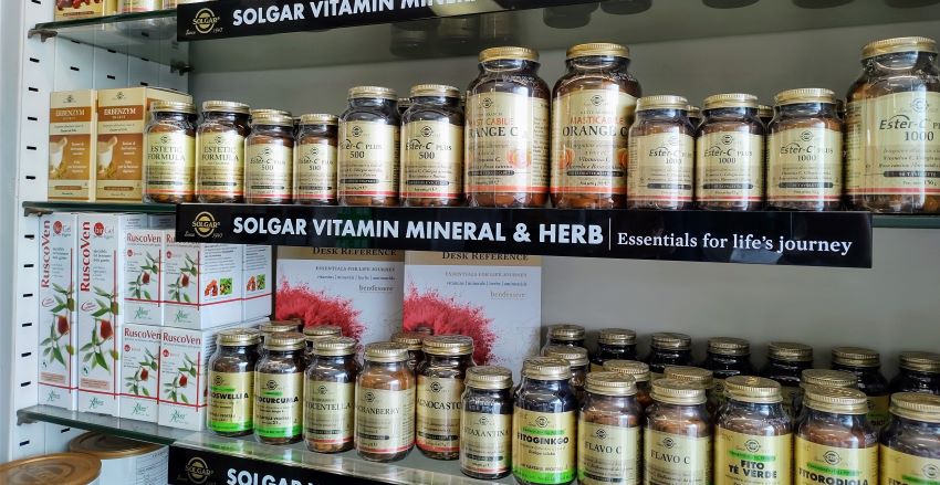integratori alimentari con rusco, vite rossa, meliloto, ginkgo in farmacia pelizzo